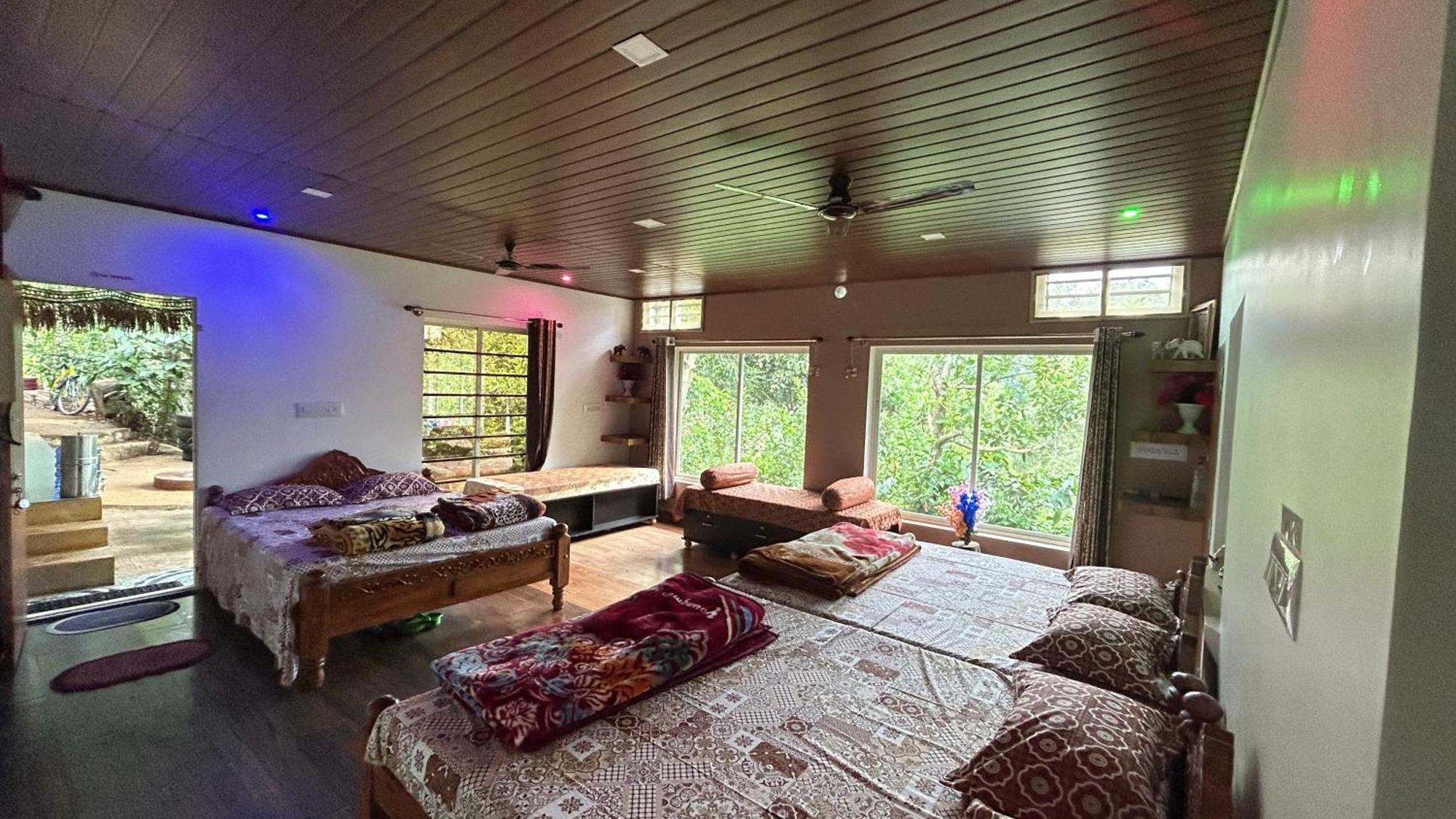 Doddakallu Betta Homestay Coorg Somvārpet Exteriér fotografie